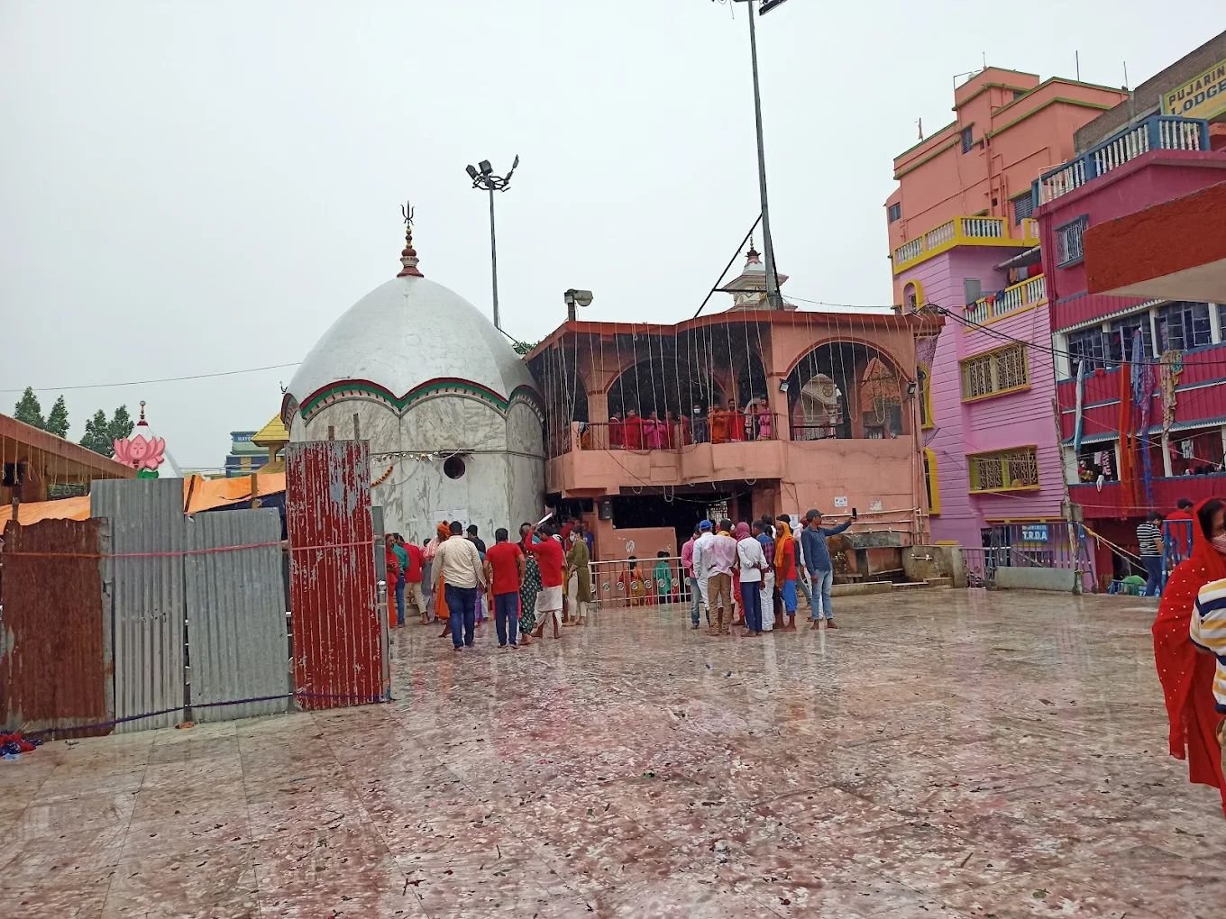 Tarapith Temple Rampurhat | Maa Tara Mandir, History, Shakti Peeth, Darshan & Travel Guide