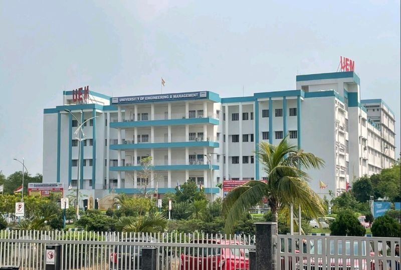University of Engineering & Management Kolkata | UEM Kolkata | Private University in New Town photo 2