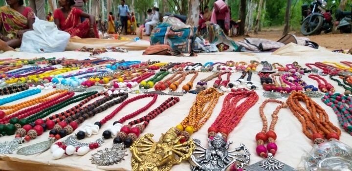 Sonajhuri Haat Santiniketan | Khoai Mela, Handicrafts, Baul Music & Local Culture photo 3