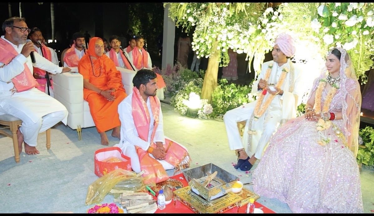 Purohit Madhukh Bhattacharya | Marriage, Puja, Griha Pravesh & Upanayan Services photo 3