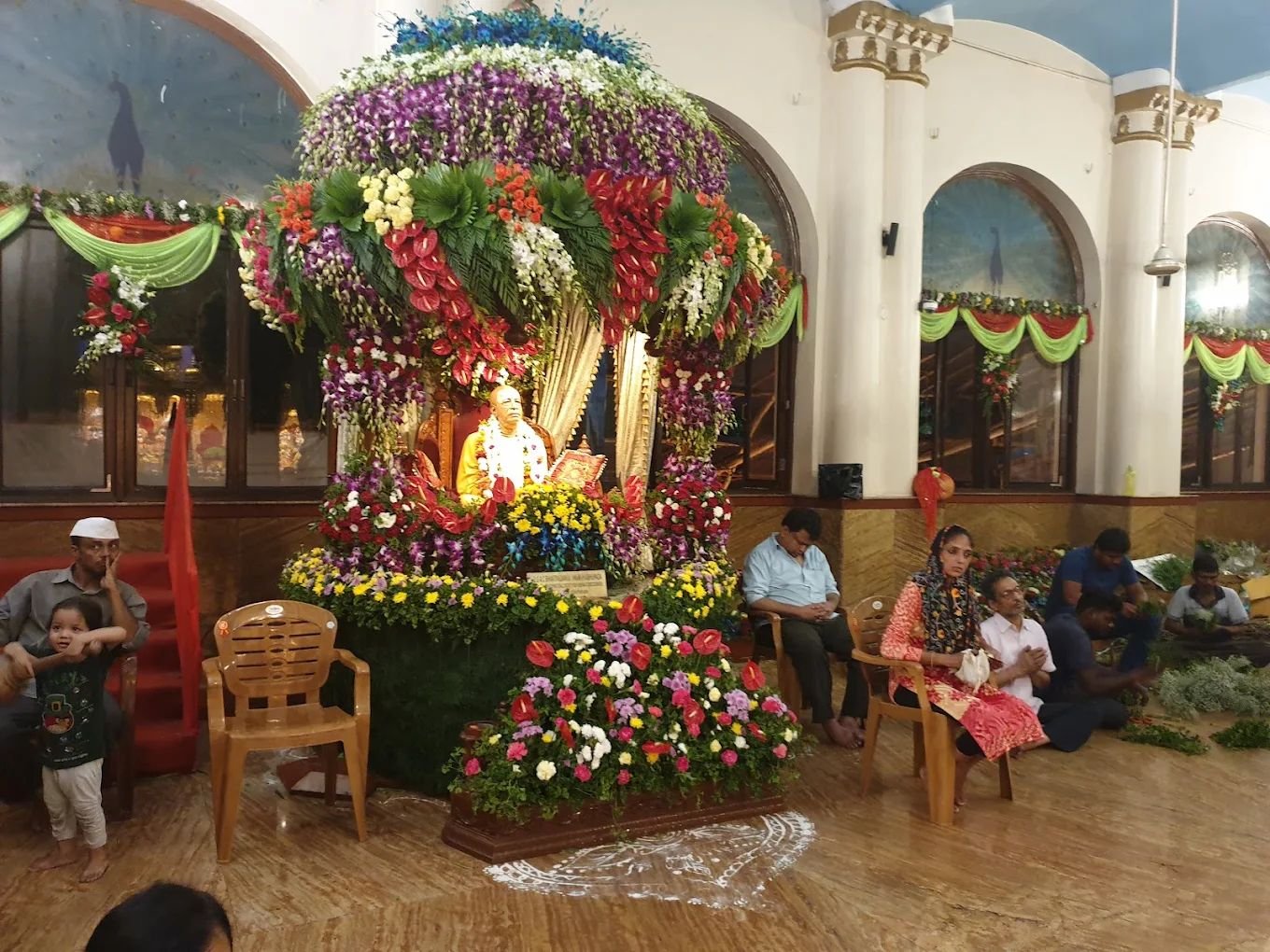 ISKCON Kolkata | Sri Sri Radha Govinda Mandir | Krishna Temple, Spiritual Centre & Cultural Heritage photo 2