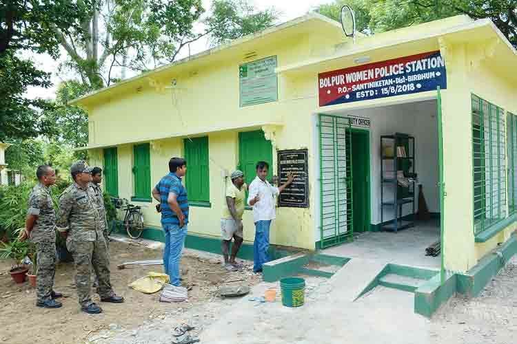 Bolpur Police Station | Police Services, Contact Number & Public Safety Information in Bolpur photo 3