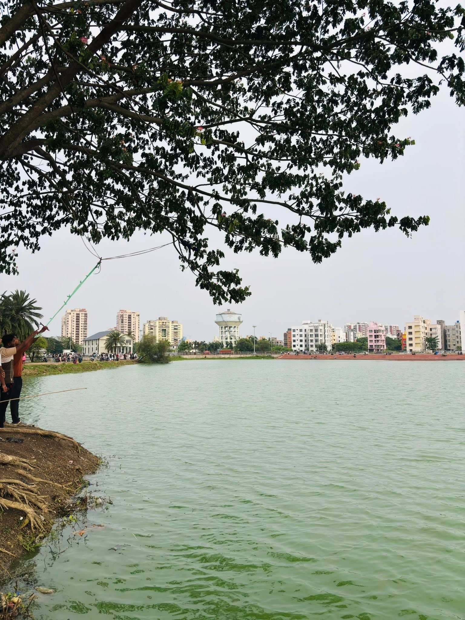 Taranya Community Park New Town | Taranya View Point, Waterfront Park & Cafe in Kolkata photo 2