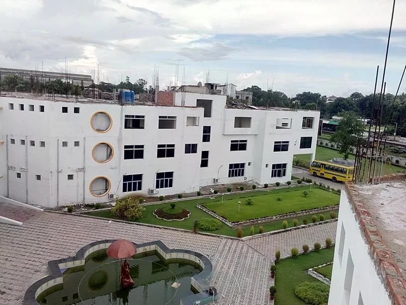 iON Digital Zone iDZ Kalyani | Ideal Institute of Engineering Online Exam Centre photo 5