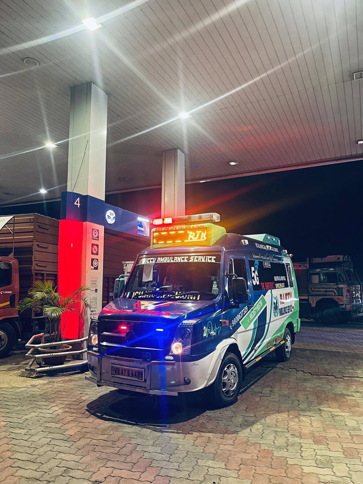 RJ ICU Ambulance Services | Critical Care, ICU & AC Ambulance in Bolpur photo 4