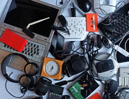 Scrap Goods Buyer in Shapoorji Kolkata | Old AC, Inverter, Geyser, Copper, Brass, Aluminium & Motors photo 2